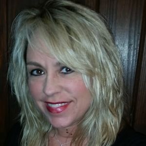 Meet your Posher, Holly